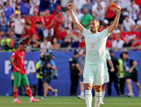 Pháp chắc chắn với cặp trung vệ William Saliba và Dayot Upamecano 
