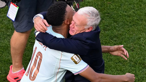 Deschamps vẫn đang thành công ở tuyển Pháp mà đâu cần học theo Guardiola