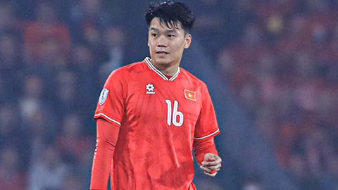 Nguyễn Thành Chung là một trong những trung vệ đáng xem nhất ở AFF Cup 2026 - Ảnh: Đức Cường 