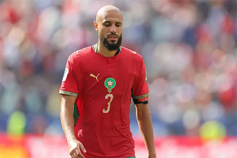 Amorim đánh giá cao tài năng của Mazraoui