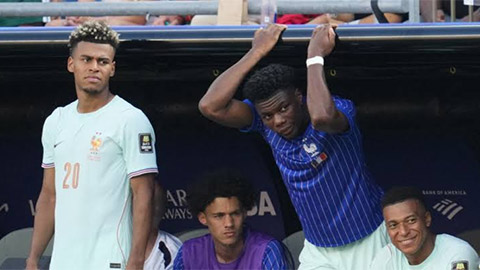 Doue và Tchouameni nhiều khả năng sẽ được HLV Deschamps lựa chọn