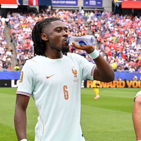 MU hay Liverpool sẽ nhanh tay có được Kone?