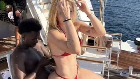 Vinicius và Virginia Fonseca đang gây sự chú ý