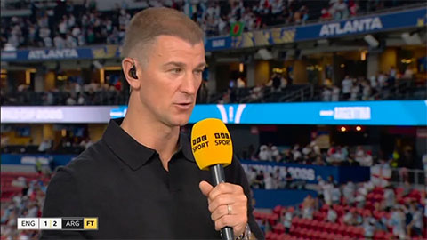 Joe Hart cũng không hài lòng về chiến thuật của HLV Tuchel