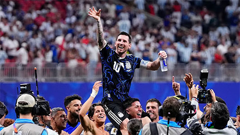 Messi là sự khác biệt lớn nhất giữa Argentina và Anh