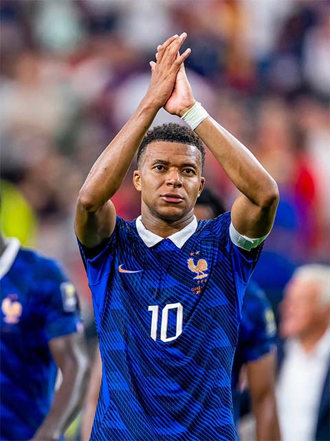 Nhưng chúng ta hãy chờ Mbappe trở lại vào 4 năm sau