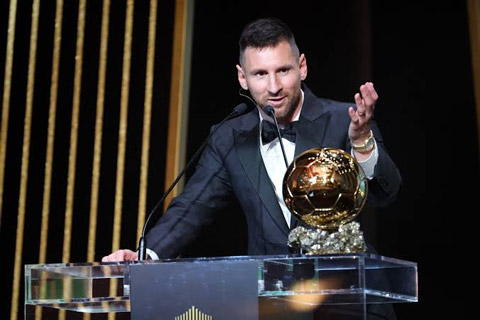 Messi hiện đã có 8 Quả Bóng Vàng