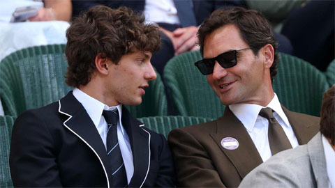 Antonelli nhận được những lời khuyên quý giá từ Federer. Ảnh: ATP