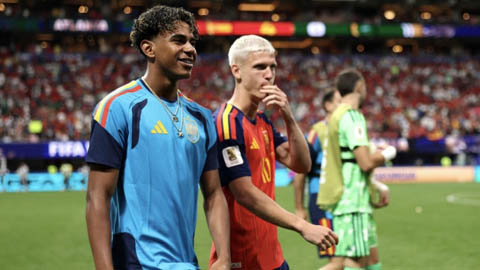 Yamal và các đồng đội ở ĐT Tây Ban Nha có thể vô địch World Cup 2026? - Ảnh: The Sun