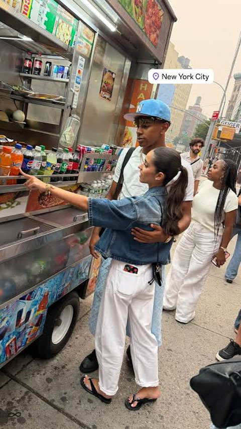  Yamal và Ines Garcia dạo phố tại New York