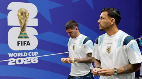 De Paul và Paredes có thể theo kịp hàng tiền vệ Tây Ban Nha?