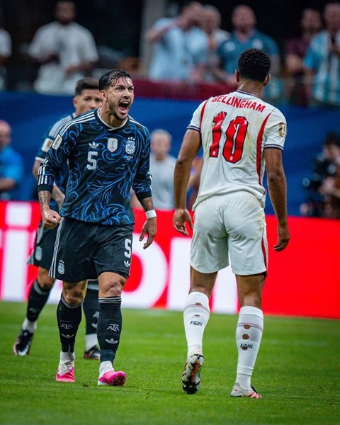 Với người Argentina, mỗi trận đấu là một cuộc chiến thực sự