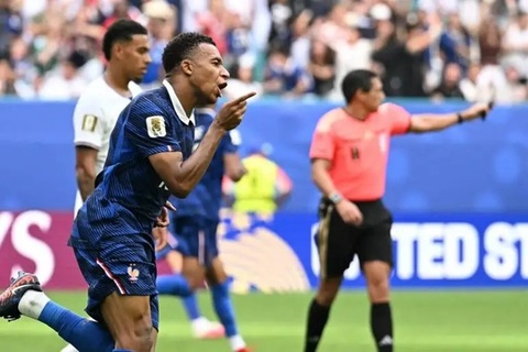Kylian Mbappe đang dẫn đầu danh sách "Vua phá lưới" với 10 bàn thắng