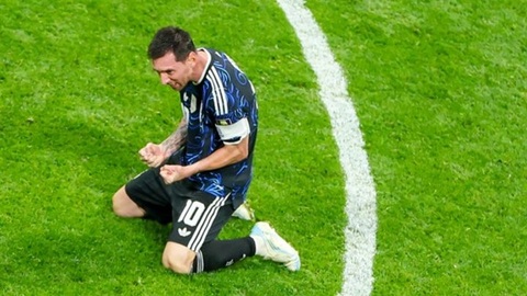Liệu những bí thuật mang tính tâm linh có giúp Messi và đồng đội đánh bại ĐT Tây Ban Nha đêm nay?