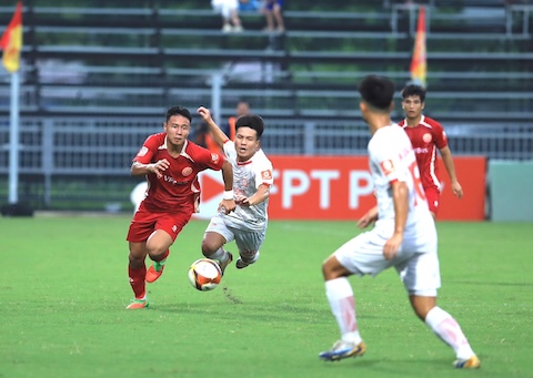 PVF-CAND đã bị Thể Công (áo đỏ) loại sau trận thua 0-1 ở tứ kết. Ảnh: VFF