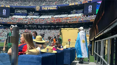 FIFA lần đầu tiên tổ chức chương trình biểu diễn theo phong cách Super Bowl