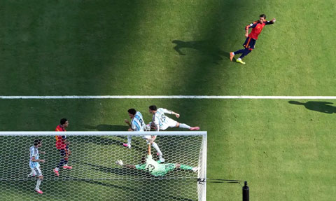 Ferran Torres ghi bàn thắng quý như vàng giúp Tây Ban Nha vô địch World Cup 2026 - Ảnh: ANMY