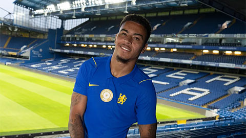 Morgan Rogers vừa gia nhập Chelsea từ Aston Villa 