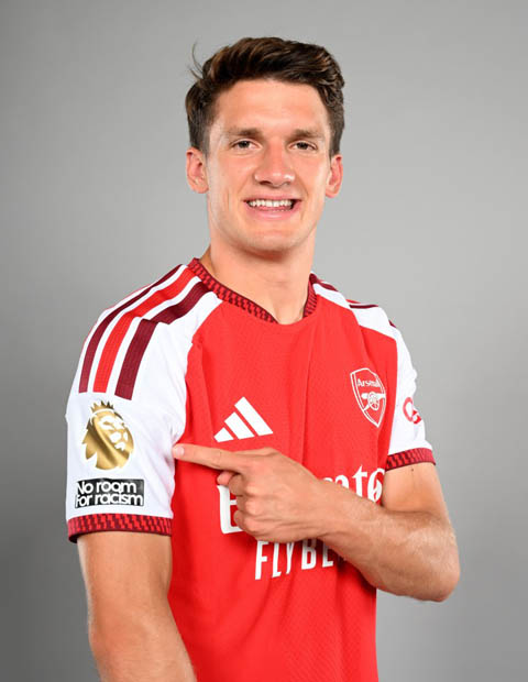 Tzolis sẽ tỏa sáng ở Arsenal? - Ảnh: The Sun