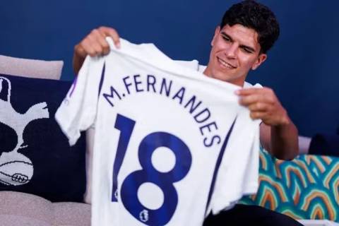 Tottenham chấp nhận bỏ ra tới 85 triệu bảng để chiêu mộ Fernandes 