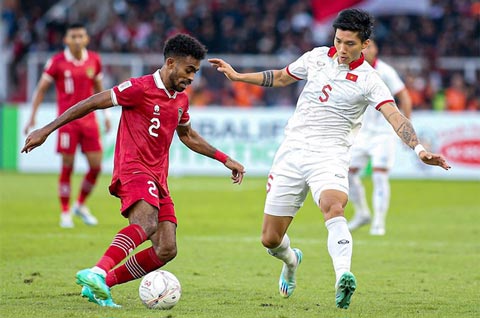 Đoàn Văn Hậu (phải) được đặt nhiều hy vọng tại AFF Cup 2026