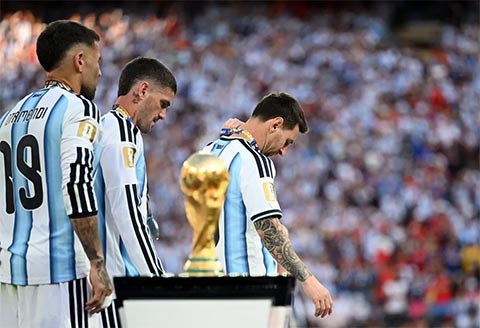 Argentina để thua Tây Ban Nha trong trận chung kết và trở thành cựu vương