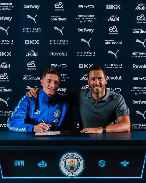 Anderson chính thức trở thành tân binh của Man City