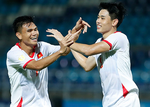 Đình Bắc lập hat-trick - Ảnh: Anh Khoa 