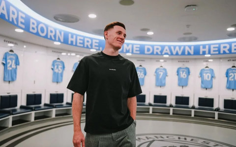Vụ Man City chi tới 117 triệu bảng cho Anderson đã tạo ra mặt bằng giá mới trên TTCN