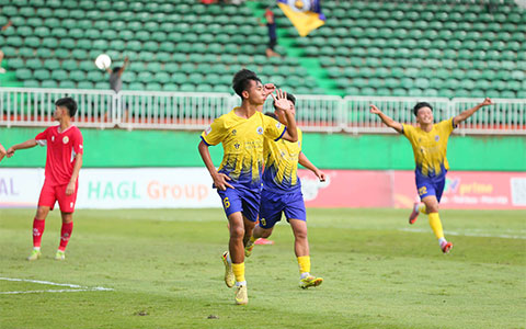 U17 Hà Nội phải rất vất vả mới đánh bại U17 PVF-CAND ở tứ kết