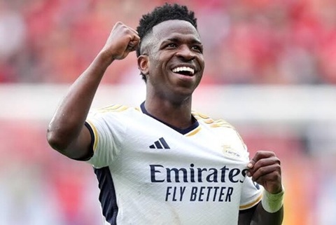 Tương lai của Vinicius Jr đang là một dấu hỏi
