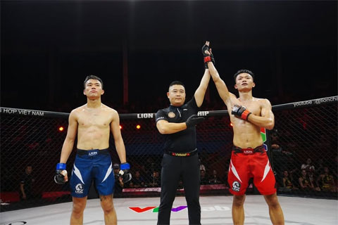 Nguyễn Thế Linh thắng Trần Khánh Hùng bằng tính điểm đồng thuận tại LION Championship 31