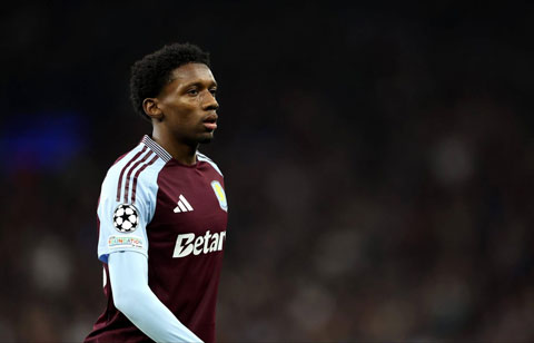 Jaden Philogene đã được Aston Villa bán đi hai lần trong 3 năm qua
