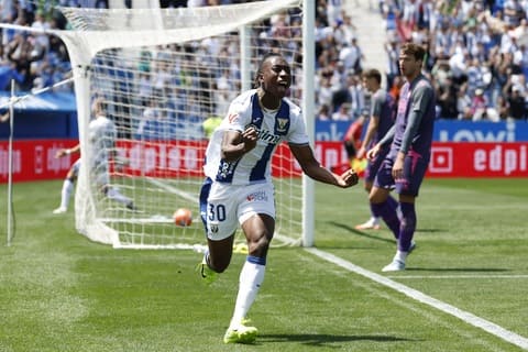 Yan Diomande được cho ra mắt tại La Liga chỉ sau 3 buổi tập cùng đội một của Leganes. Ảnh: Diario AS