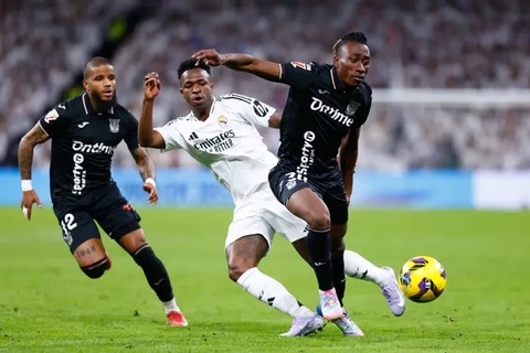 Yan Diomande chuẩn bị trở thành đồng đội của Vinicius ở Real Madrid. Ảnh: Pulse Sports