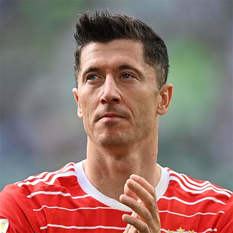 Lewy từng suýt gia nhập PSG vào hè 2022