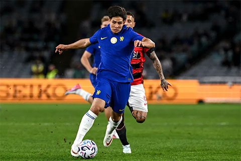 Bài đăng của Chelsea về bàn thắng của Satpayev thu hút hơn 1 triệu lượt thích