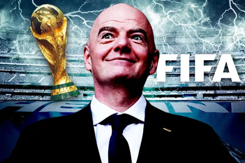 Infantino đang ấp ủ kế hoạch bán một phần bản quyền World Cup - Ảnh: The Sun