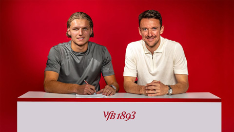 Van der Leij ký hợp đồng với Stuttgart