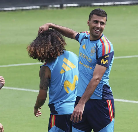 Rodri đang trên đường tới Real Madrid