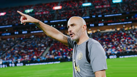 HLV Maresca có chiến thắng đầu tiên khi dẫn dắt Man City - Ảnh: mancity.com