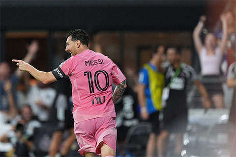 Messi cán mốc 920 bàn thắng trong sự nghiệp