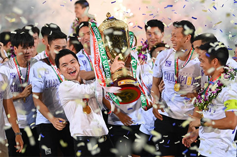 Hà Nội FC là đội bóng giàu thành tích nhất kỷ nguyên bóng đá chuyên nghiệp Việt Nam