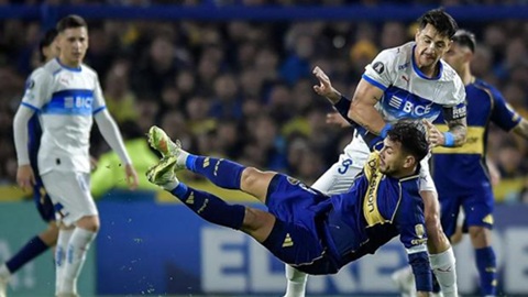 Zampedri và màn đối đầu rực lửa với Leandro Paredes của Boca Juniors