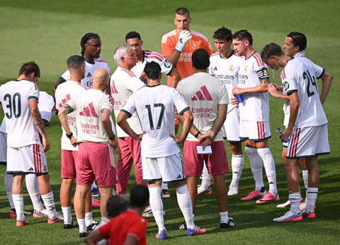 Dàn sao của Real Madrid sẽ gặp nhiều khó khăn từ những yêu cầu của Mourinho? - Ảnh: The Sun