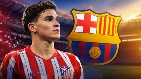Barca nên theo đuổi tiền đạo Julian Alvarez của Atletico quyết liệt hơn