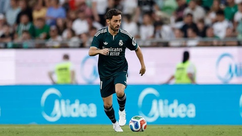 Dù không đảm bảo thể lực, Bernardo Silva vẫn khiến HLV Jose Mourinho hài lòng
