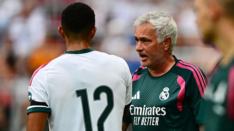 Alexander-Arnold sẽ cần phải chứng minh giá trị với Mourinho