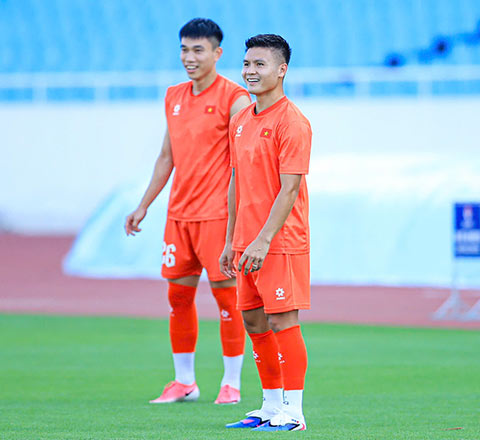 Quang Hải đứng trước cột mốc trở thành cầu thủ Việt Nam đầu tiên 3 lần vô địch AFF Cup. Ảnh: Đức Cường