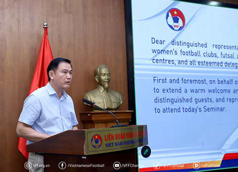  Ông Trần Anh Tú - Phó Chủ tịch VFF phát biểu khai mạc hội thảo